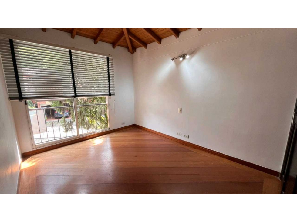 Venta Casa en El Poblado la superior — foto 6