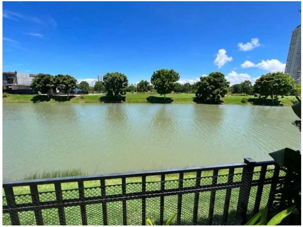ALQUILER CASA EN SANTA MARIA FRENTE A LAGO THE GROVE MODELO B - 4