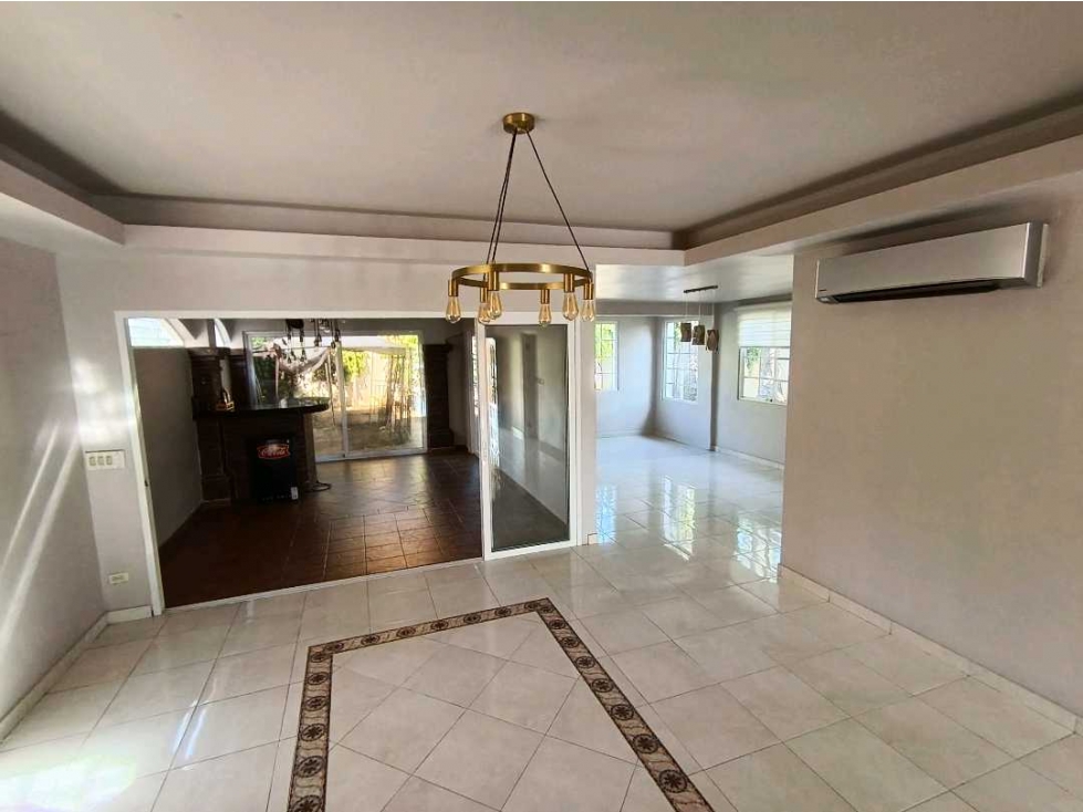 VENTA CASA EN VILLA VALENCIA COSTA SUR VERSALLES — foto 2