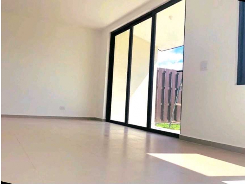 VENTA DE CASA GOLF GARDENS BRISAS DEL GOLF AMOBLADA — foto 2