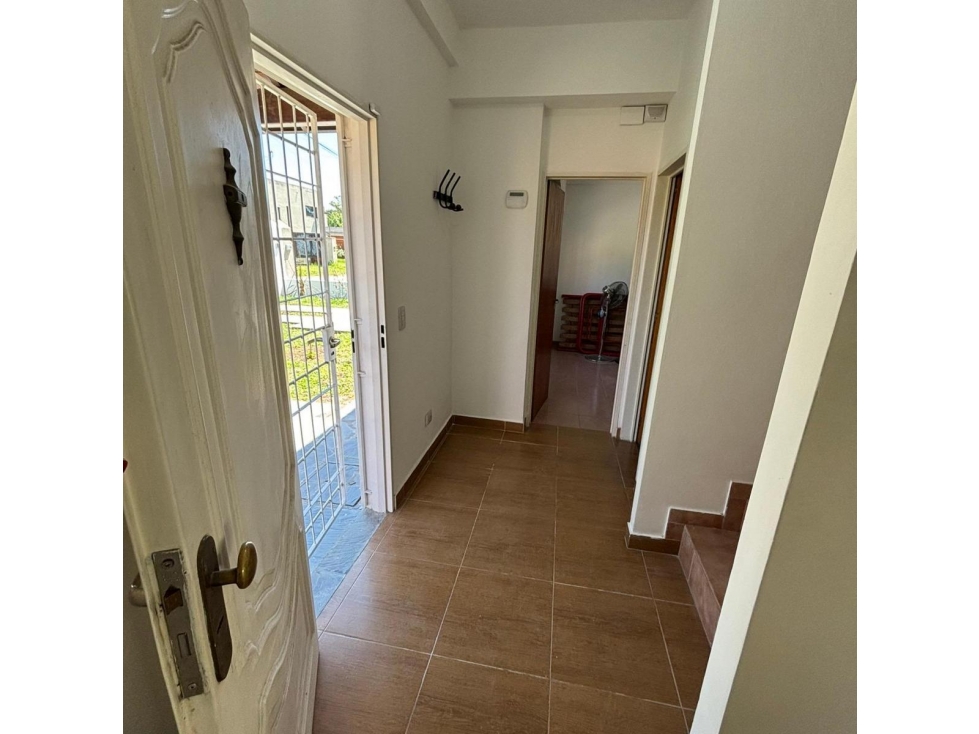 ALQUILER CASA LA REJA 3 HABITACIONES CON PILETA — foto 5