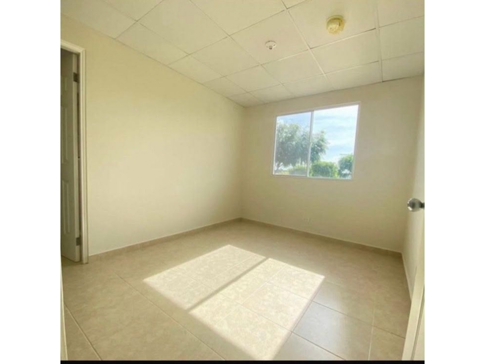 ALQUILER CASA LAS ARBOLEDAS LA CHORRERA CLUSTER LOS OLMOS 3R - 4