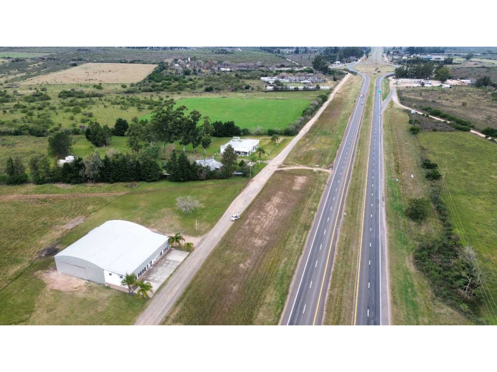 ALQUILER COMERCIAL Y LOGÍSTICO SOBRE AUTOVÍA 14 CONCEPCION DEL URUGUAY - 4