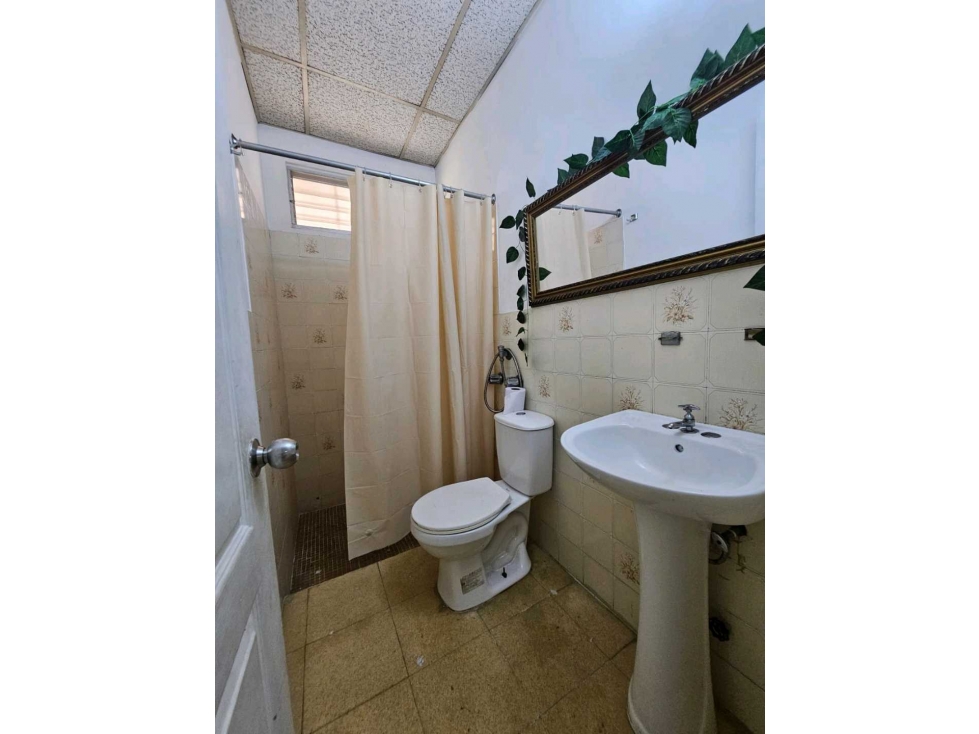 VENTA DE APARTAMENTO COMERCIAL, EXCELENTE UBICACIÓN — foto 4