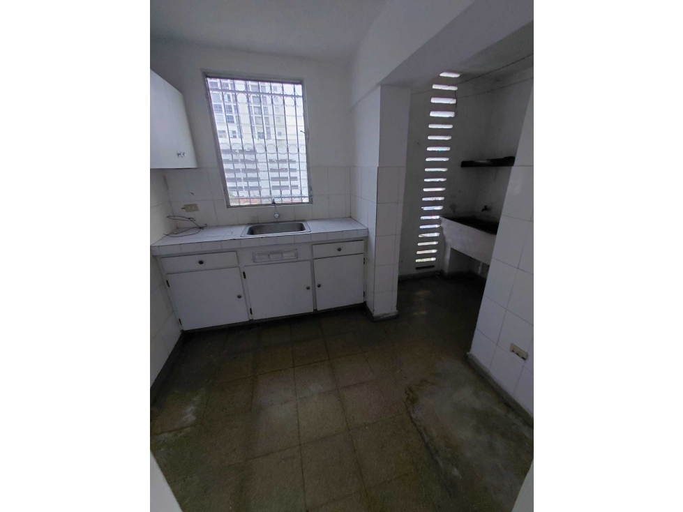ALQUILER DE APARTAMENTO 68MTS CUADRADOS CERCA DE LA 12 DE OCTUBRE — foto 5