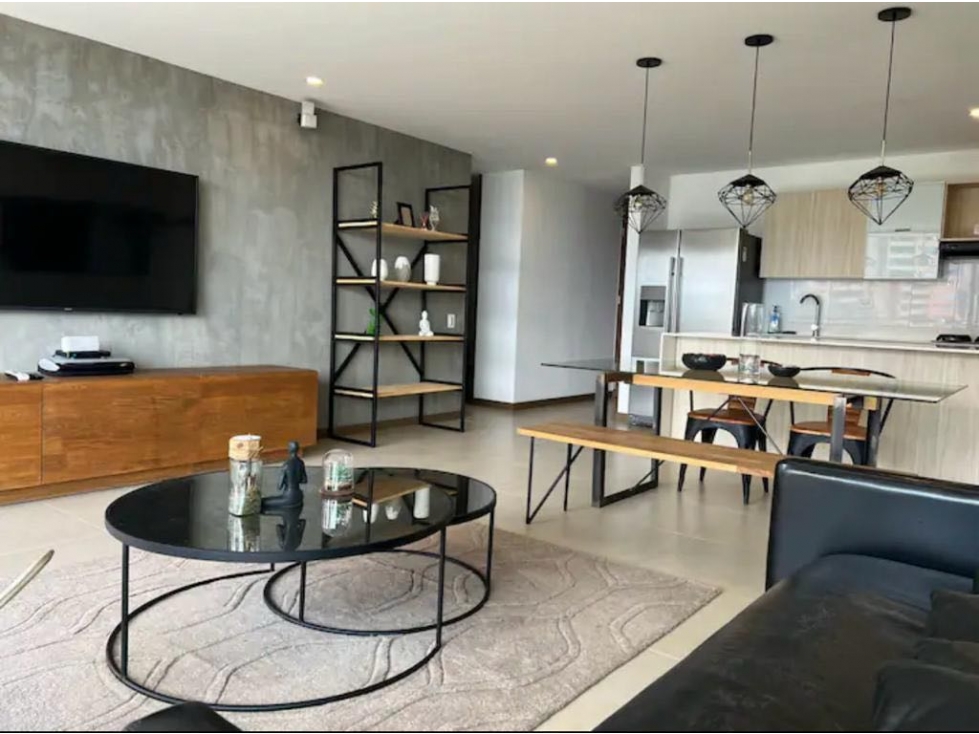 Alquiler de Apartamento Amoblado en El Poblado CC el Tesoro Medellín
