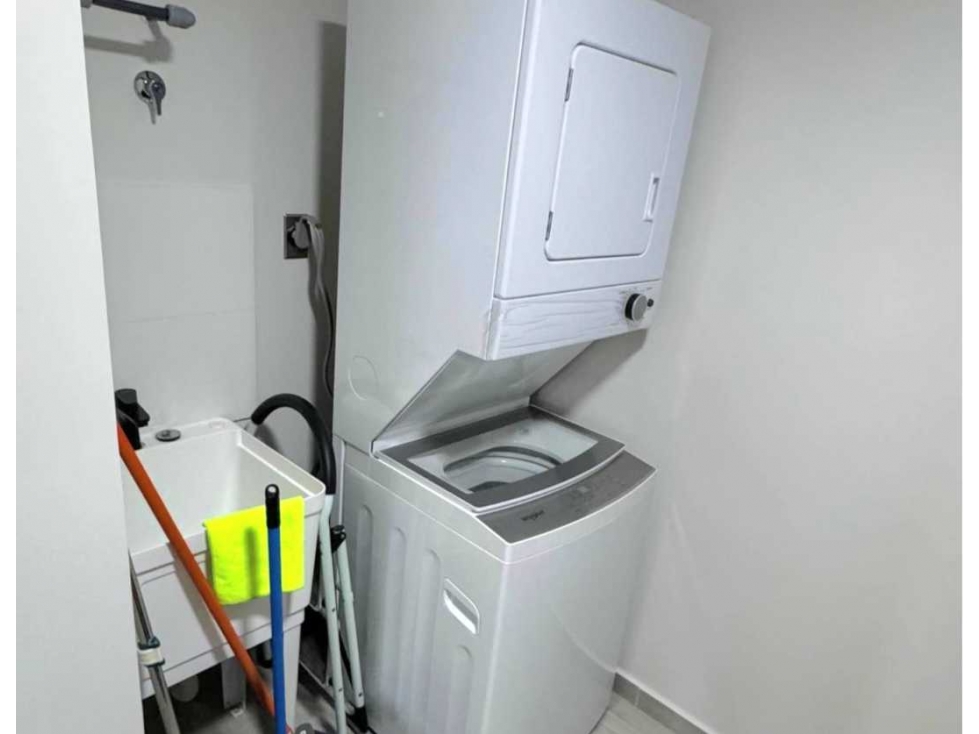 ALQUILER DE APARTAMENTO AMOBLADO EN BELLA VISTA, CERCA DEL METRO - 5