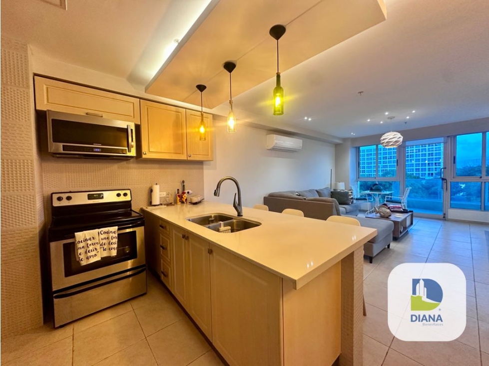 Alquiler de apartamento amueblado en Coronado