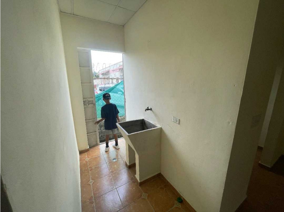 ALQUILER DE APARTAMENTO CERCA DEL TERRONAL 2 RECAMARAS SIN AMOBLAR - 3