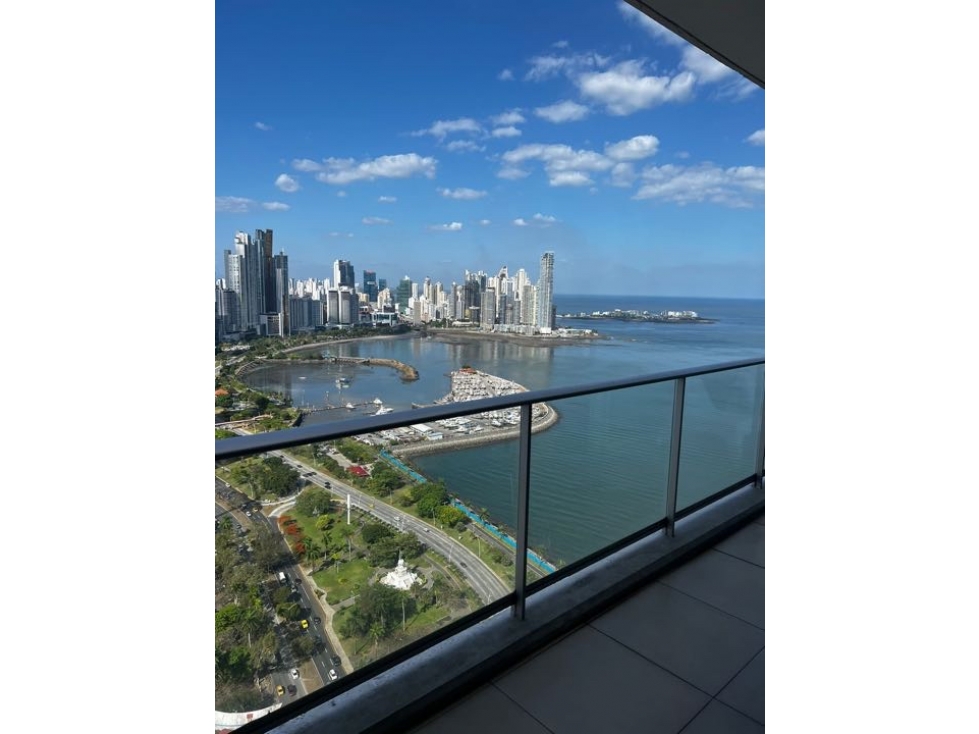 VENTA DE APARTAMENTO EN AV BALBOA PH DESTINY 115M2 JP — foto 2