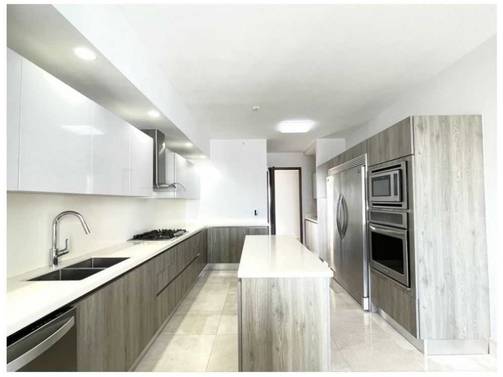 ALQUILER DE APARTAMENTO DE 3RECAMARAS + CBS EN SANTA MARIA — foto 2