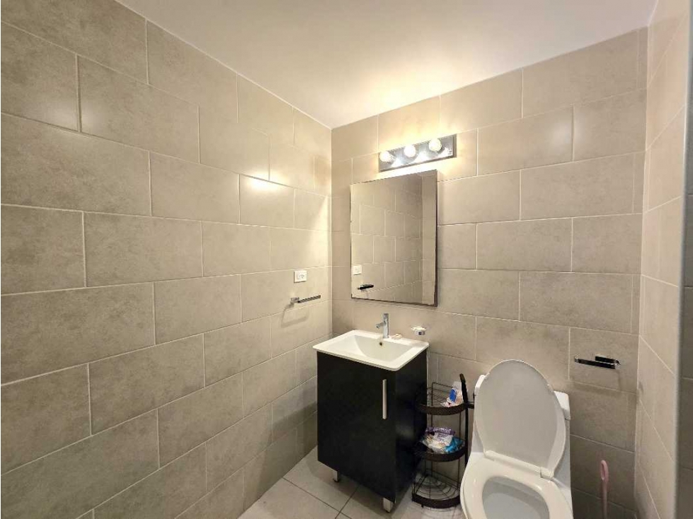 ALQUILER DE APARTAMENTO EN AVENIDA BALBLA — foto 4