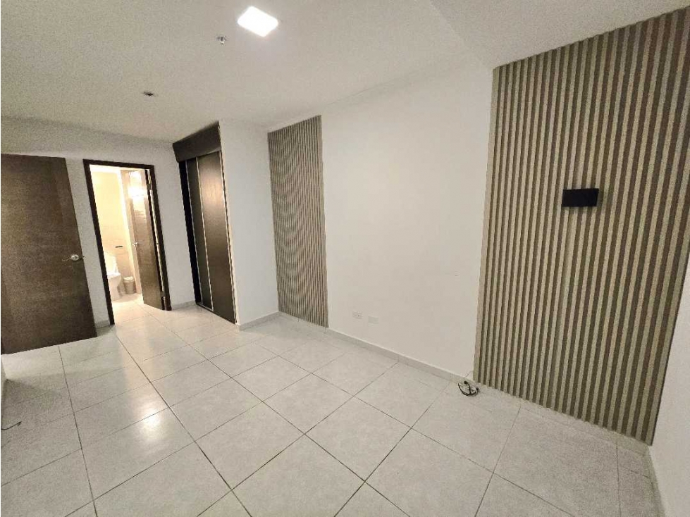 ALQUILER DE APARTAMENTO EN AVENIDA BALBLA — foto 5