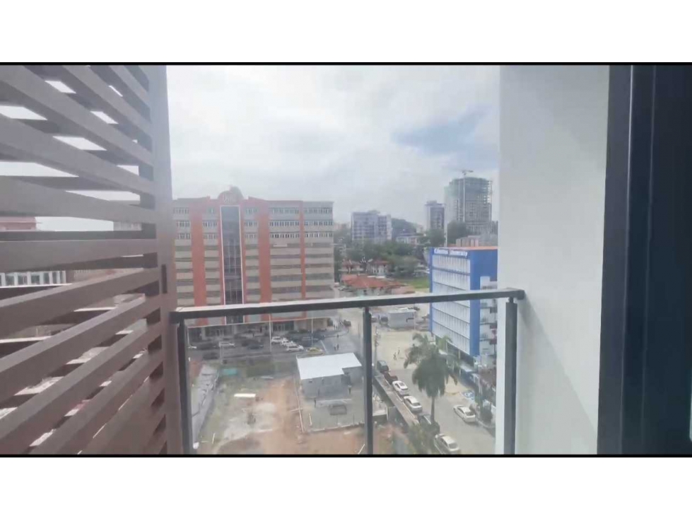 ALQUILER DE APARTAMENTO EN BELLA VISTA PH ALEXA. — foto 3