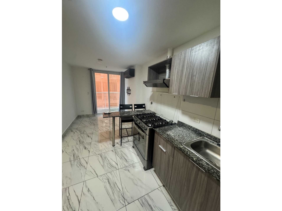 ALQUILER DE APARTAMENTO EN BELLA VISTA.