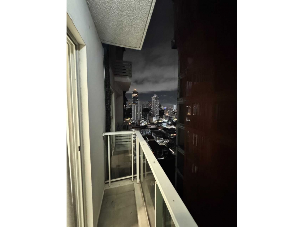 ALQUILER DE APARTAMENTO EN BELLA VISTA. — foto 3