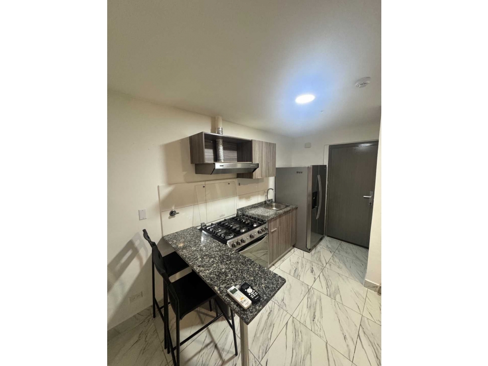 ALQUILER DE APARTAMENTO EN BELLA VISTA. — foto 5