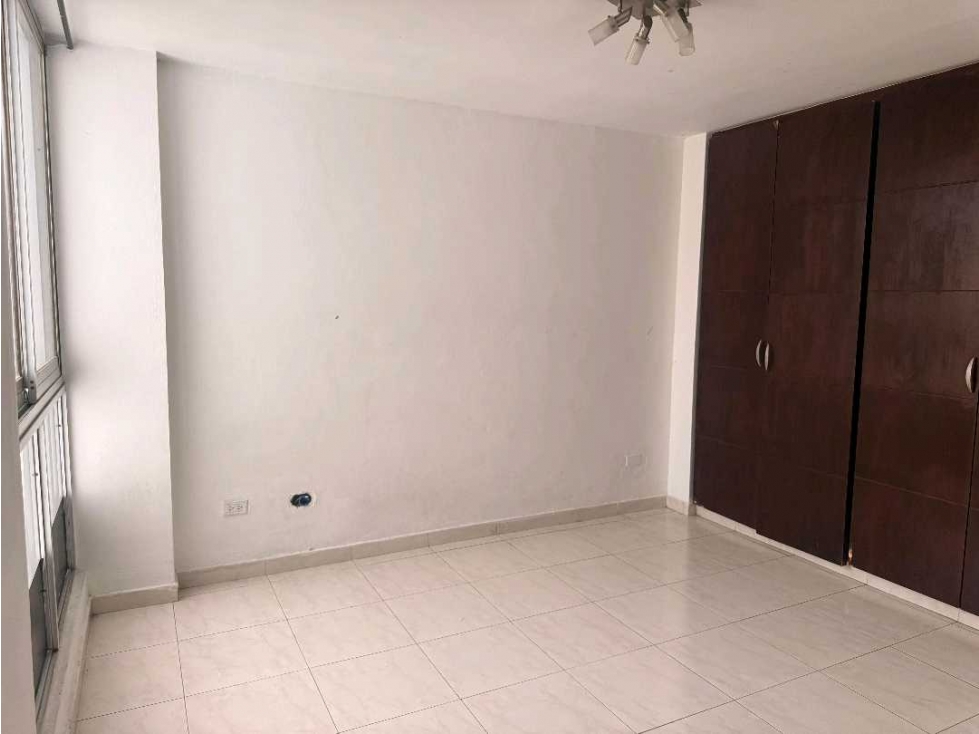 ALQUILER DE APARTAMENTO EN CONDADO DEL REY - 3 RECAMARAS — foto 5
