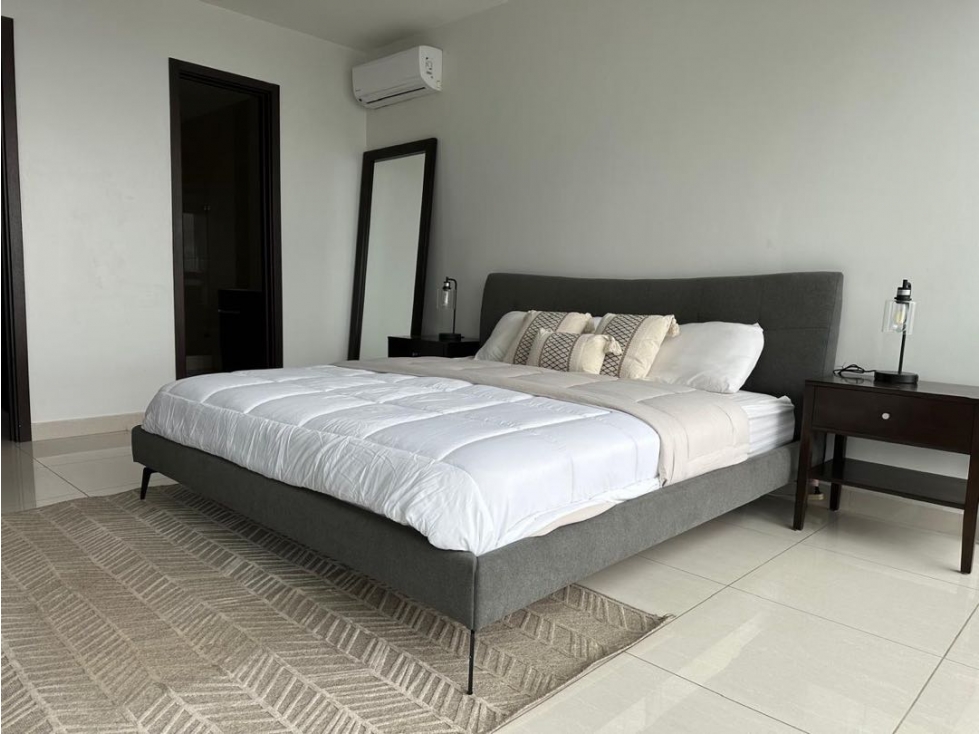Alquiler de apartamento en el edificio ALLURE | Av Balboa — foto 2