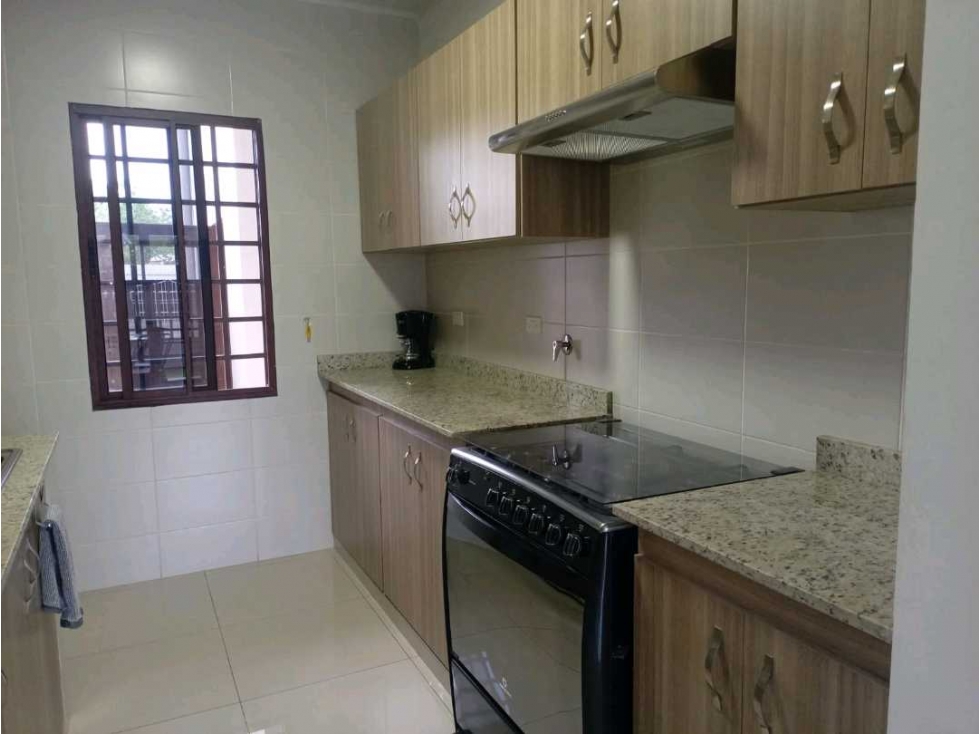 ALQUILER DE APARTAMENTO AMOBLADO EN DAVID TERRONAL AMOBLADO — foto 3