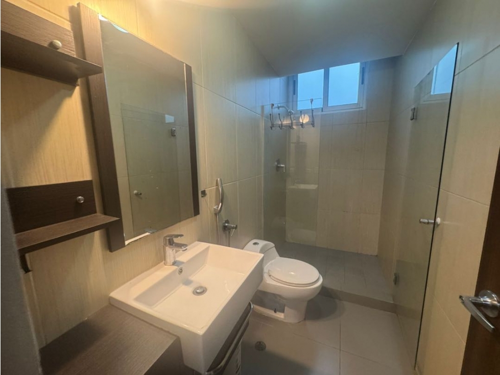 Venta de apartamento amoblado con deposito | Colores, Bella Vista — foto 3