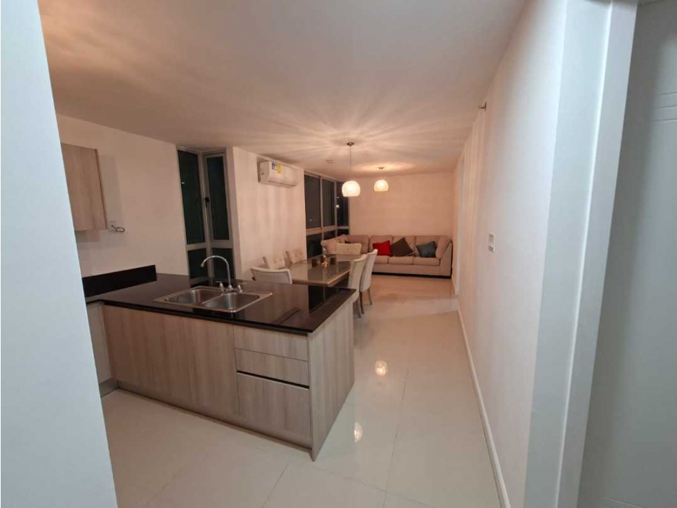 ALQUILER DE APARTAMENTO EN PH CORAL PLAZA TUMBA MUERTO. - 2
