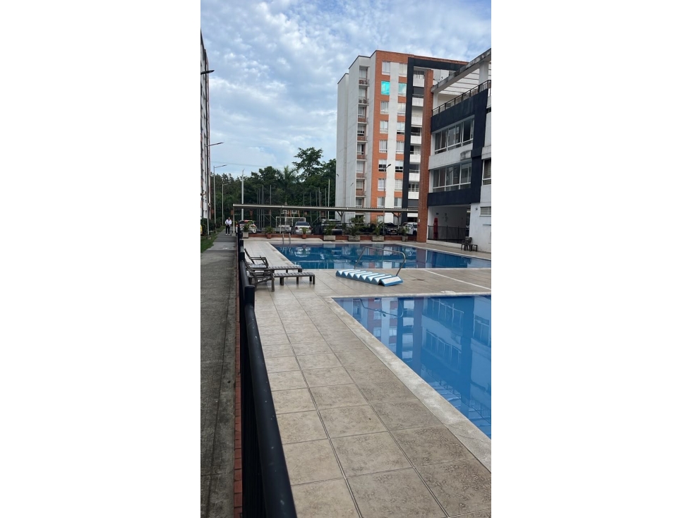 ALQUILER DE APARTAMENTO EN VALLE DEL LILI — foto 2