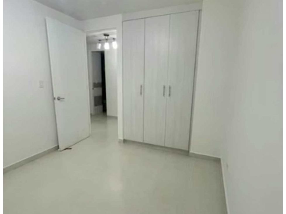 ALQUILER DE APARTAMENTO EN VERSALLES CERCA DEL AEROPUERTO - 6
