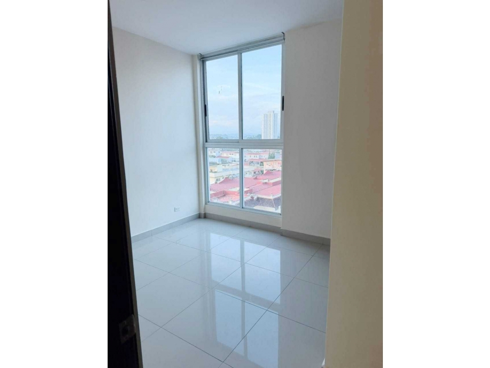 ALQUILER DE APARTAMENTO EN VIA ESPAÑA - PH SAN ROQUES - 2 REC — foto 2