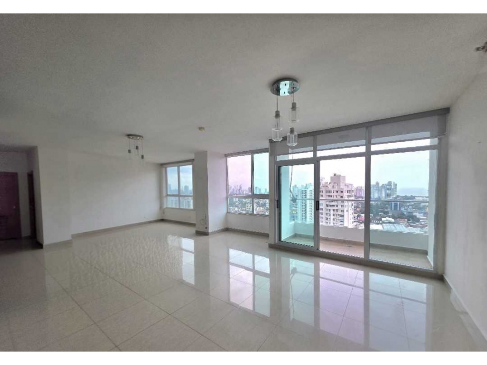 Alquiler de Apartamento PH Venezia Tower, El Carmen