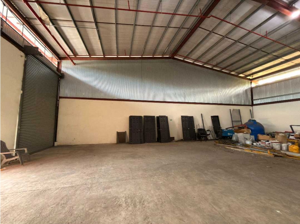 ALQUILER DE BODEGA EN DAVID 336 METROS CON GARITA DE SEGURIDAD - 3