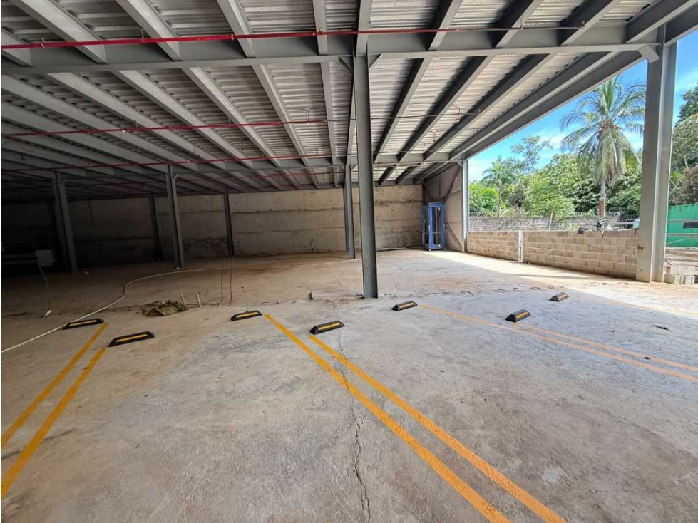 ALQUILER DE BODEGA EN DAVID LAS LOMAS 850 METROS — foto 4