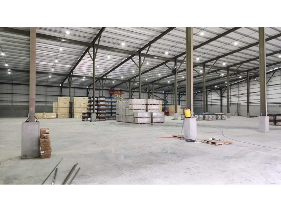 ALQUILER DE BODEGAS DESDE 900 A 10,000MT2 LAS MAÑANITAS — foto 2