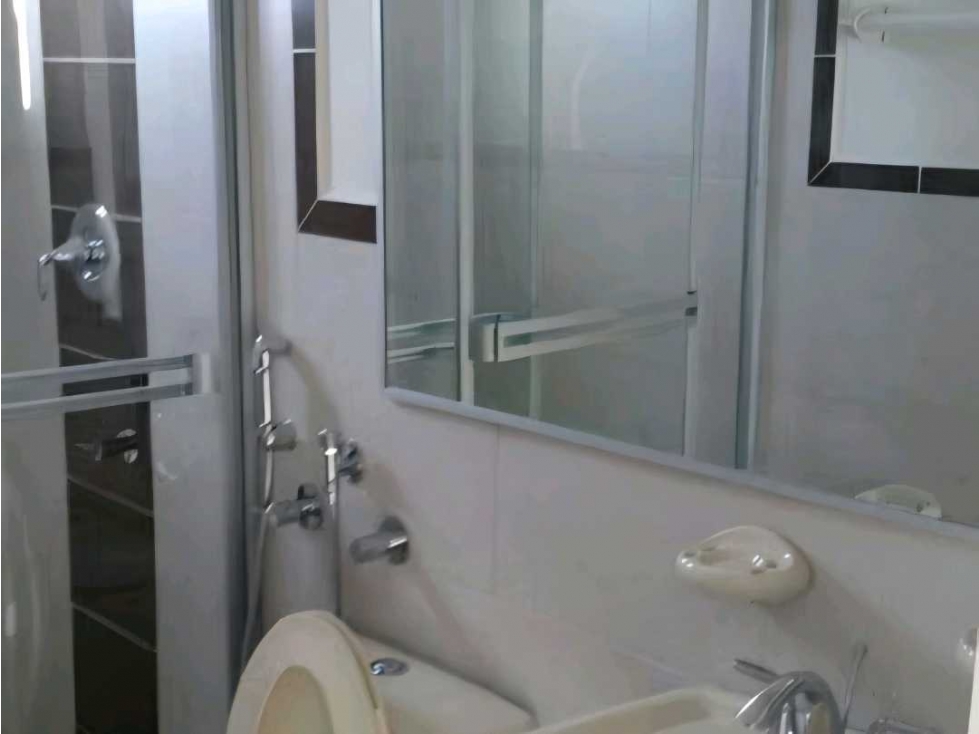 ALQUILER DE CASA 2 PISOS EN PLAYA DORADA CERCADA - 4