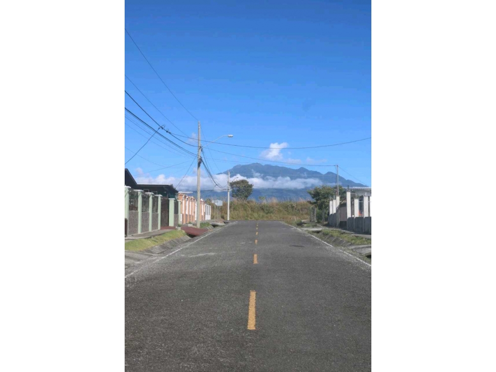 ALQUILER DE CASA AMOBLADA EN ALTO BOQUETE 2R A/CALIENTE — foto 2