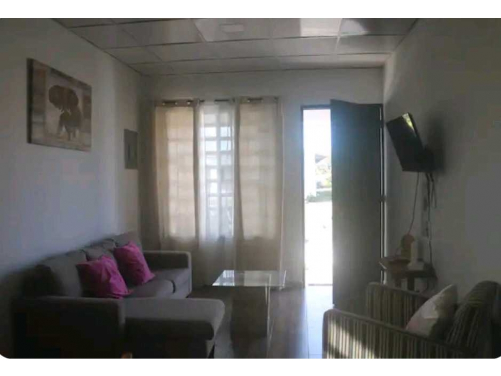 ALQUILER DE CASA AMOBLADA EN ALTO BOQUETE 2R A/CALIENTE — foto 3