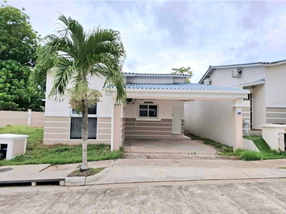 ALQUILER CASA AMOBLADA EN ARRAIJAN PLAYA DORADA CP