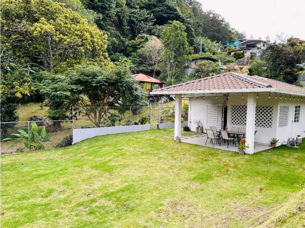 ALQUILER DE CASA AMOBLADA EN BOQUETE 2R - 1