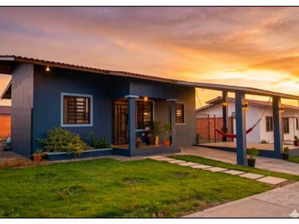 ALQUILER DE CASA AMOBLADA EN BOQUETE EL FRANCÉS