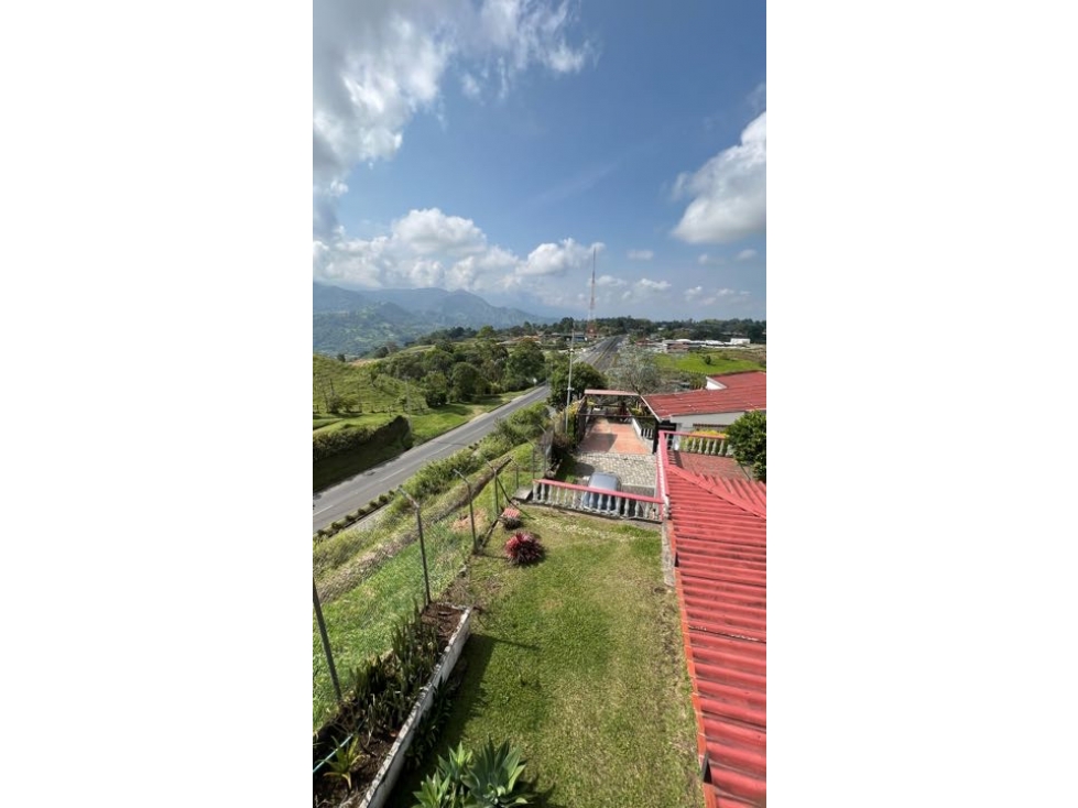 VENTA DE CASA CAMPESTRE EN CIRCASIA QUINDÍO — foto 4