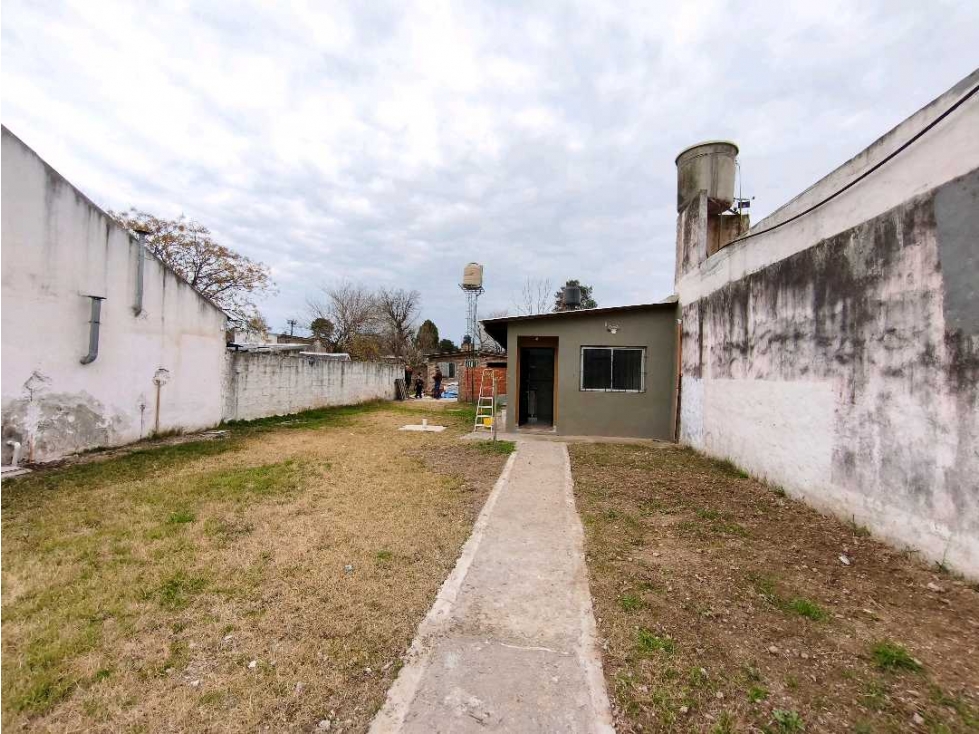 Alquiler de casa de 2 amb- Barrio parque- Paso Del Rey - 2