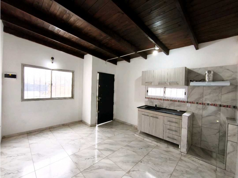Alquiler de casa de 2 amb- Barrio parque- Paso Del Rey - 5