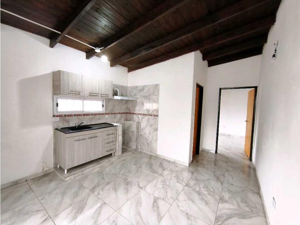 Alquiler de casa de 2 amb- Barrio parque- Paso Del Rey - 6