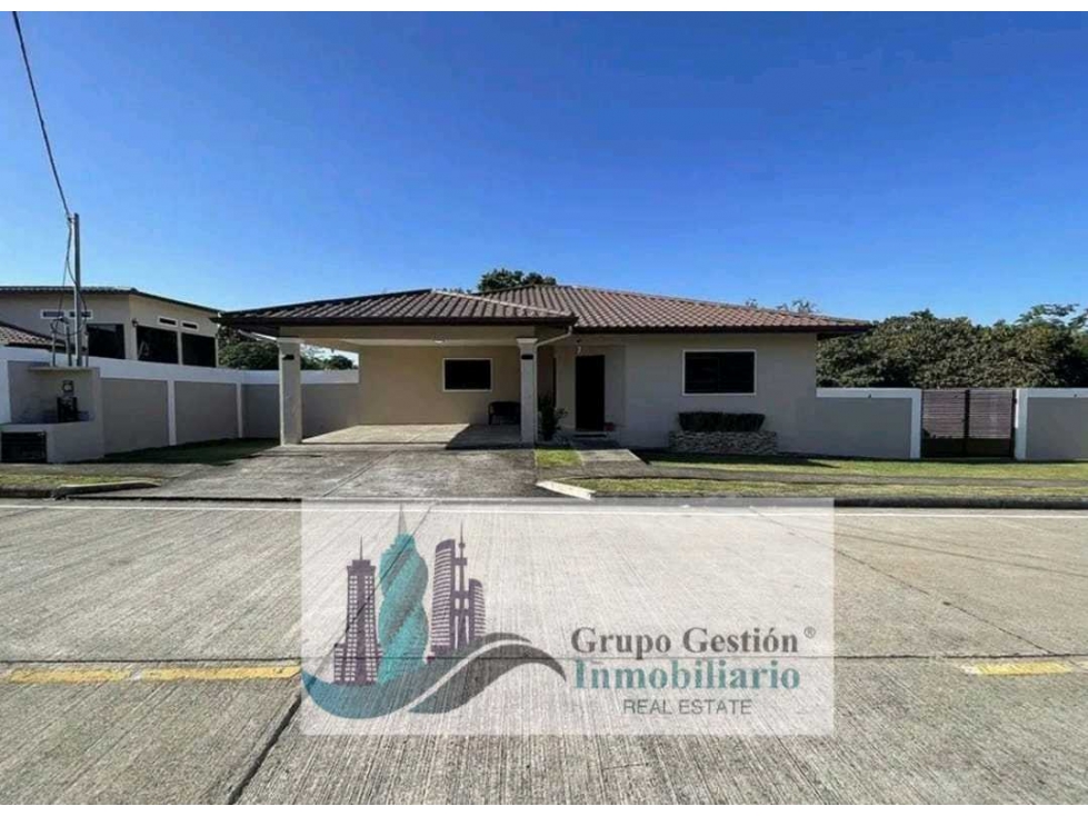 ALQUILER DE CASA EN ALGARROBOS RESIDENCIAL PRIVADO SEMI AMOBLADO - 2