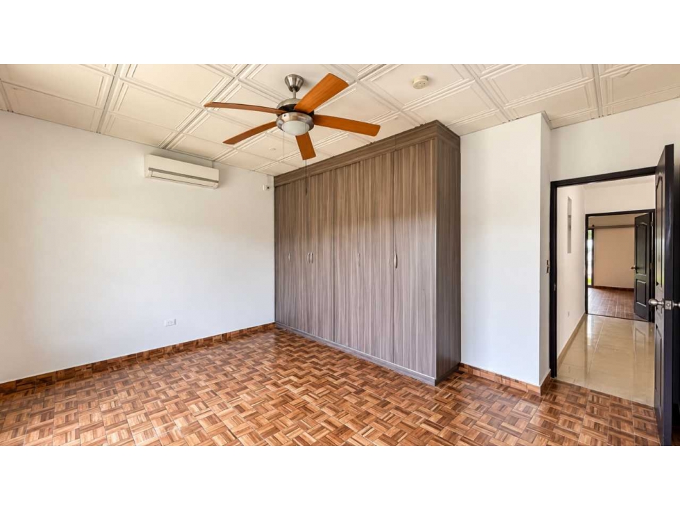 ALQUILER DE CASA EN ALGARROBOS CERCADA ATRÁS — foto 5
