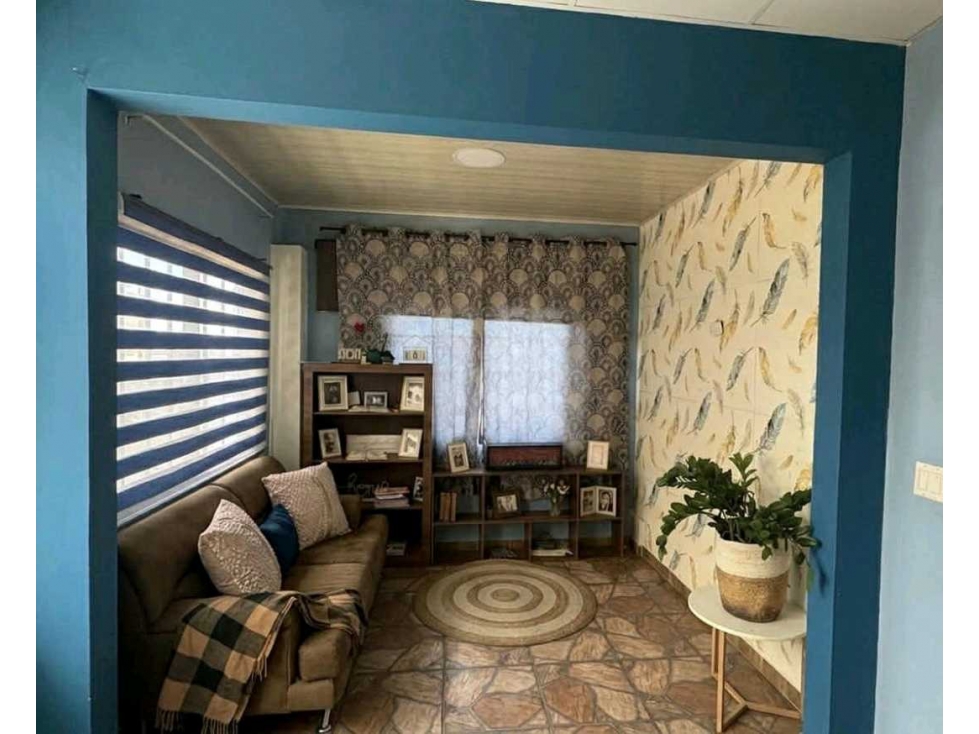 ALQUILER DE CASA EN ALTO BOQUETE SEMI AMOBLADA 3R CON PATIO Y PISCINA - 1