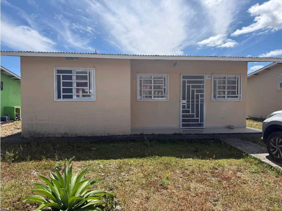 ALQUILER DE CASA EN VILLAS DE ALTO BOQUETE AMUEBLADA - 1