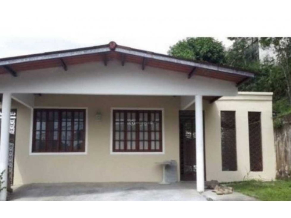 ALQUILER DE CASA EN ALTOS DE PANAMA 3 RECAMARAS
