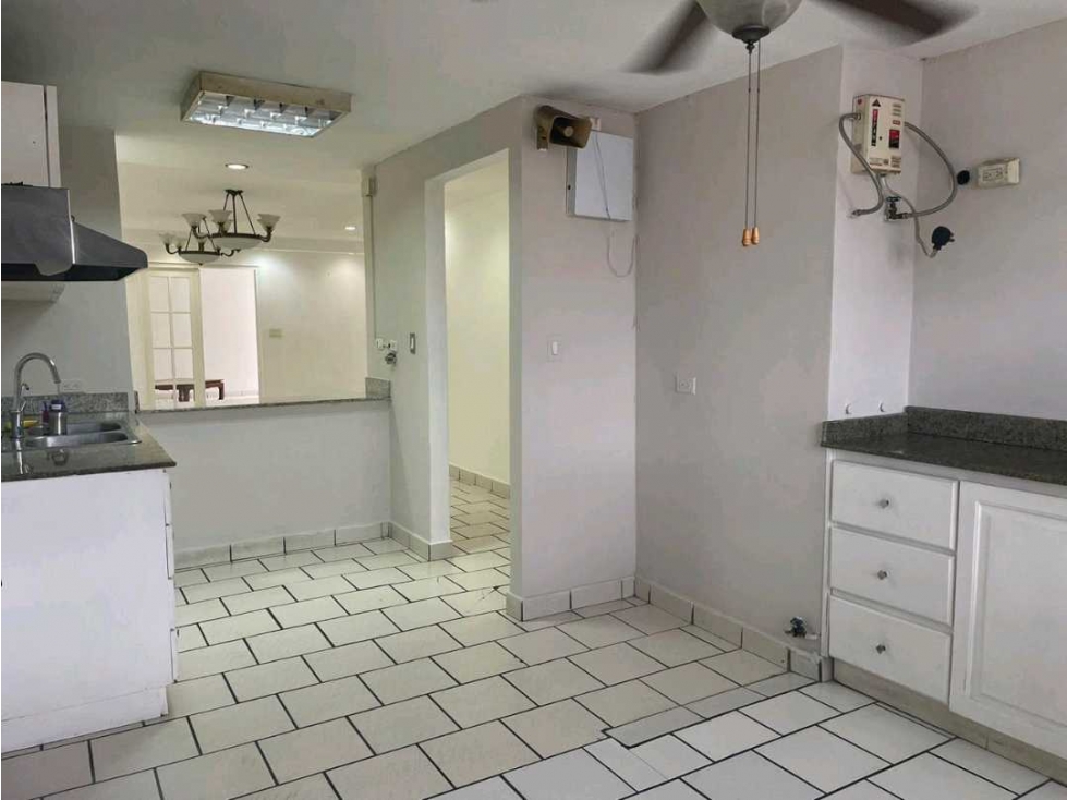 ALQUILER DE CASA EN ALTOS DE SANTA MARIA - 3 RECAMARAS — foto 2