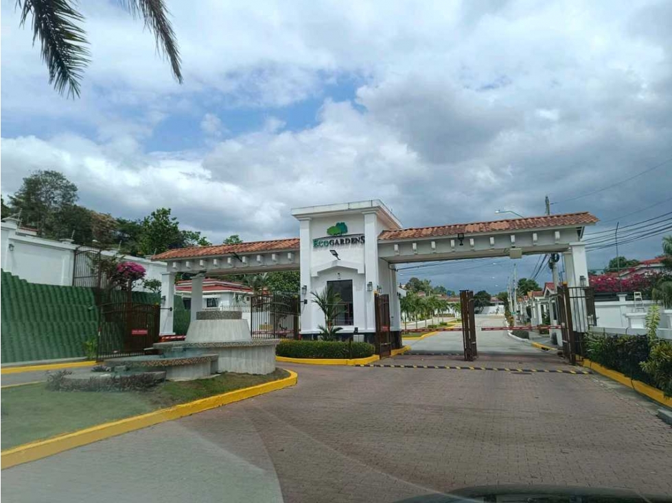 ALQUILER CASA EN ARRAIJAN 3 RECAMARAS 350M2 ECOGARDENS